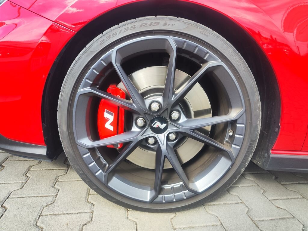 Hyundai i30 Hatchback 2,0 l 206 kw