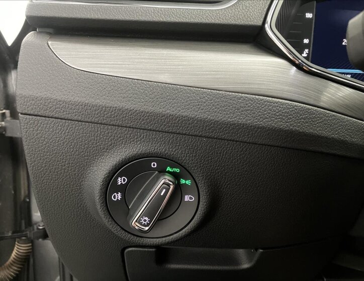 Škoda Superb Kombi 2,0 l 110 kw