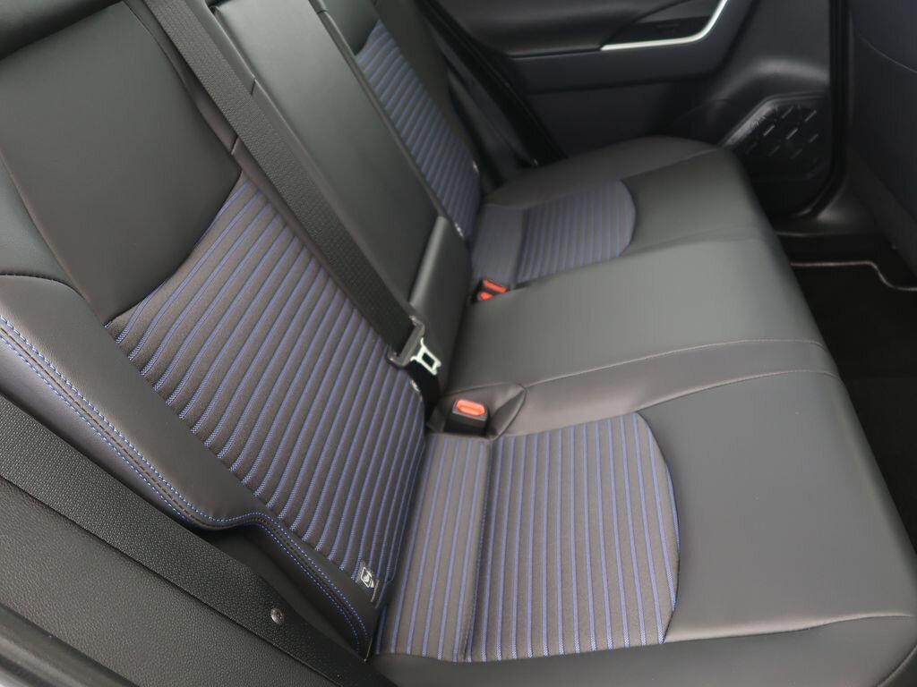 Toyota RAV4 SUV 2,5 l 131 kw