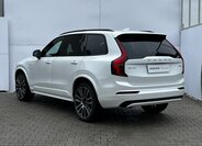 Volvo XC90 SUV 2,0 l 335 kw