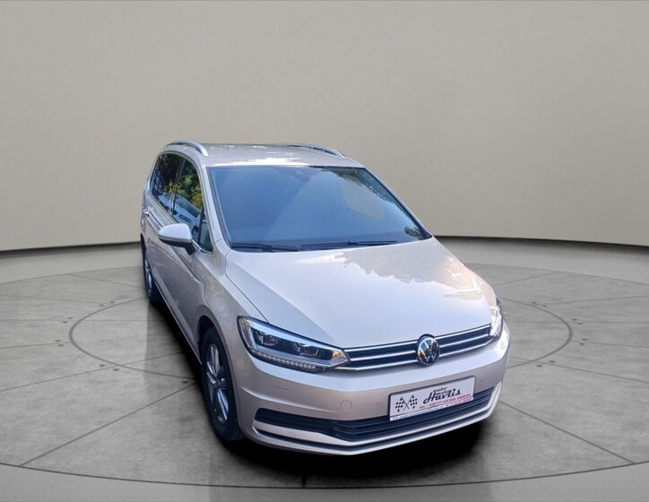 Volkswagen Touran 7
