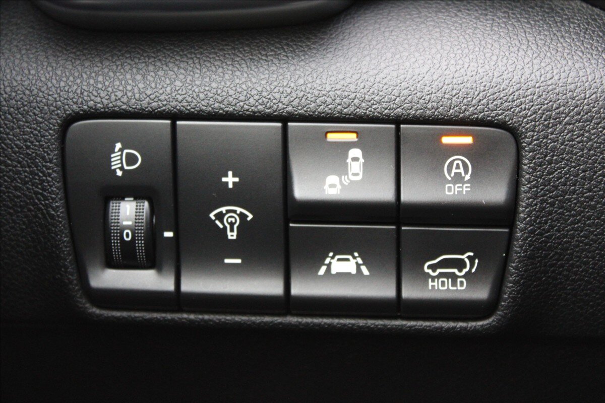 KIA Sportage SUV / Terénní 2,0 l 136 kw