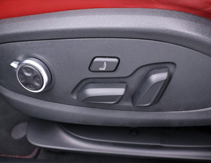 Audi S5 Sedan 3,0 l 260 kw