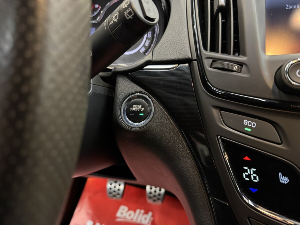 Opel Insignia Kombi 2,0 l 120 kw