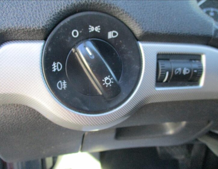 Škoda Octavia Sedan / Limuzína 2,0 l 103 kw