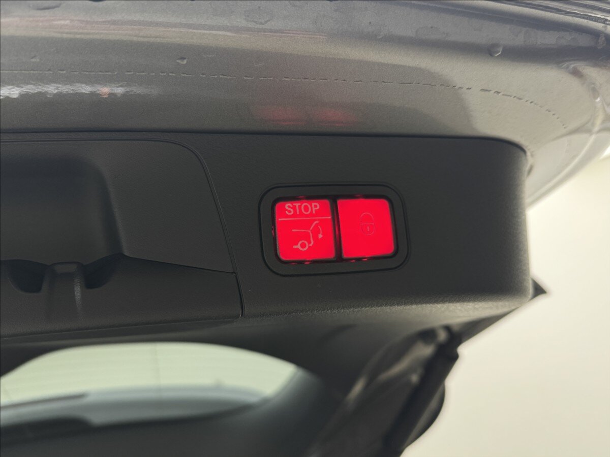 Mercedes-Benz EQB SUV / Terénní 0,0 168 kw