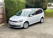 Volkswagen Touran 1