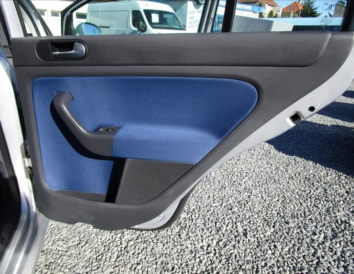 Volkswagen Golf Plus Skříň 1,6 l 75 kw