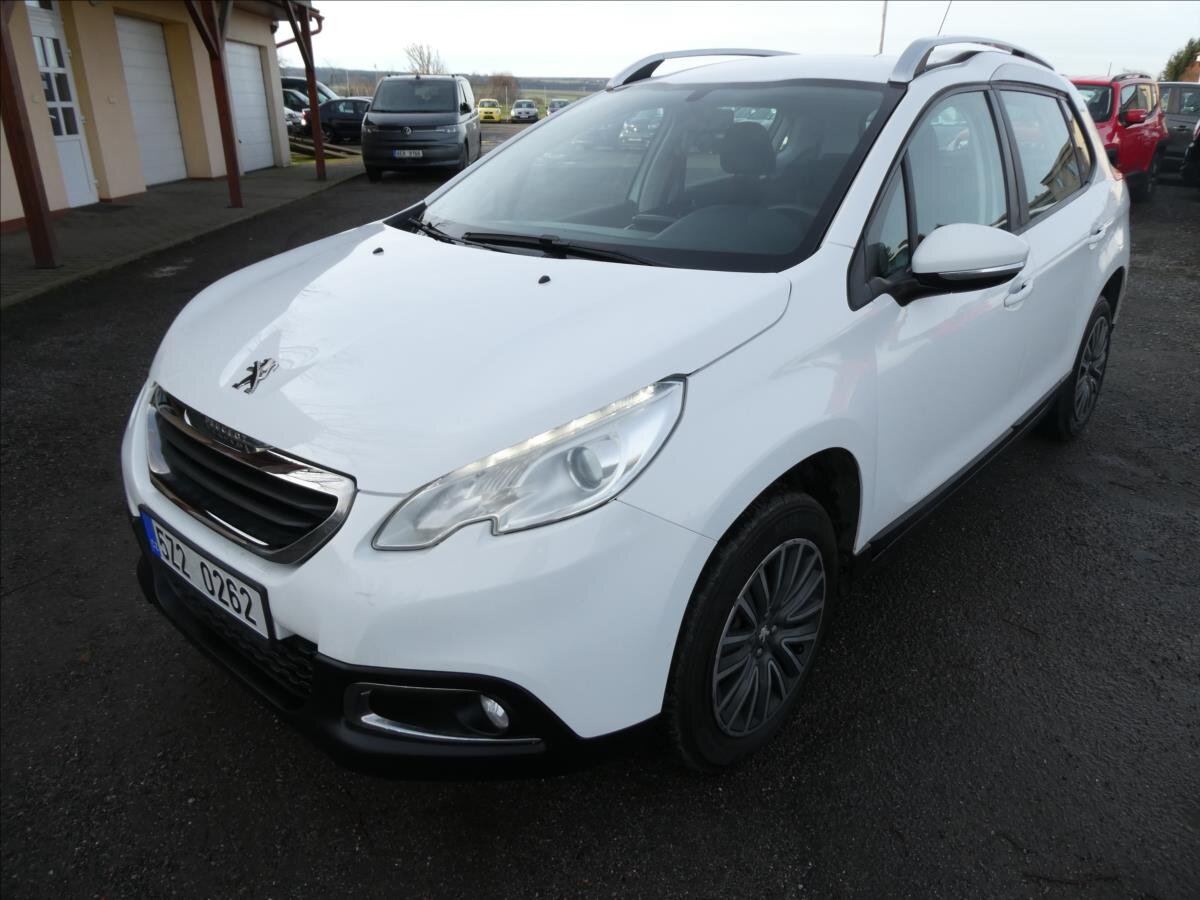 Peugeot 2008 SUV 1,2 l 60 kw