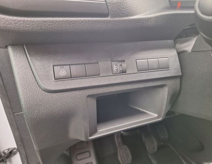 Peugeot Expert Skříň 2,0 l 106 kw