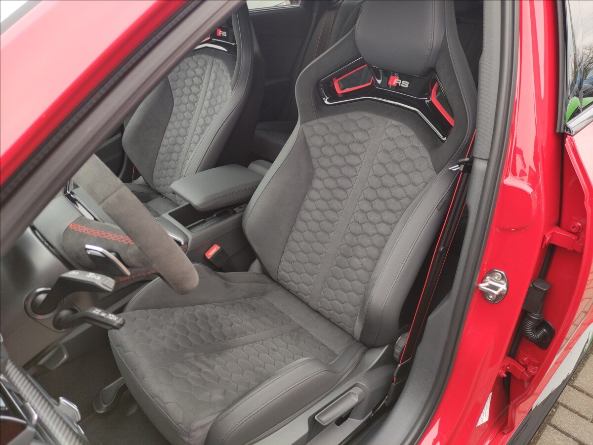 Audi RS 4 Kombi 2,9 l 331 kw