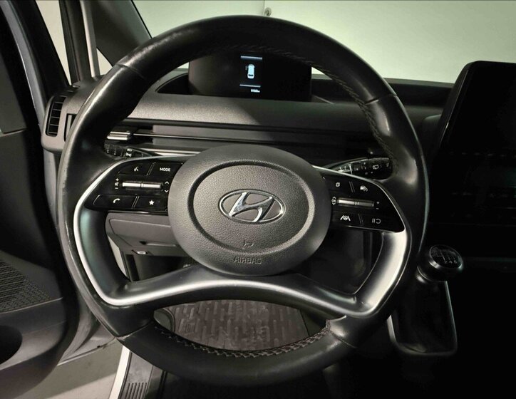 Hyundai Staria 13