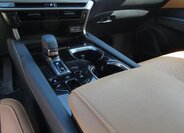 Lexus RX 350h SUV / Terénní 2,5 l 140 kw