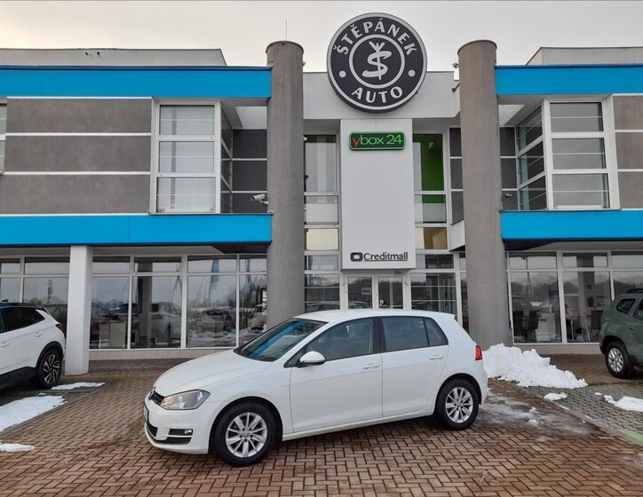 Volkswagen Golf Hatchback 1,2 l 81 kw