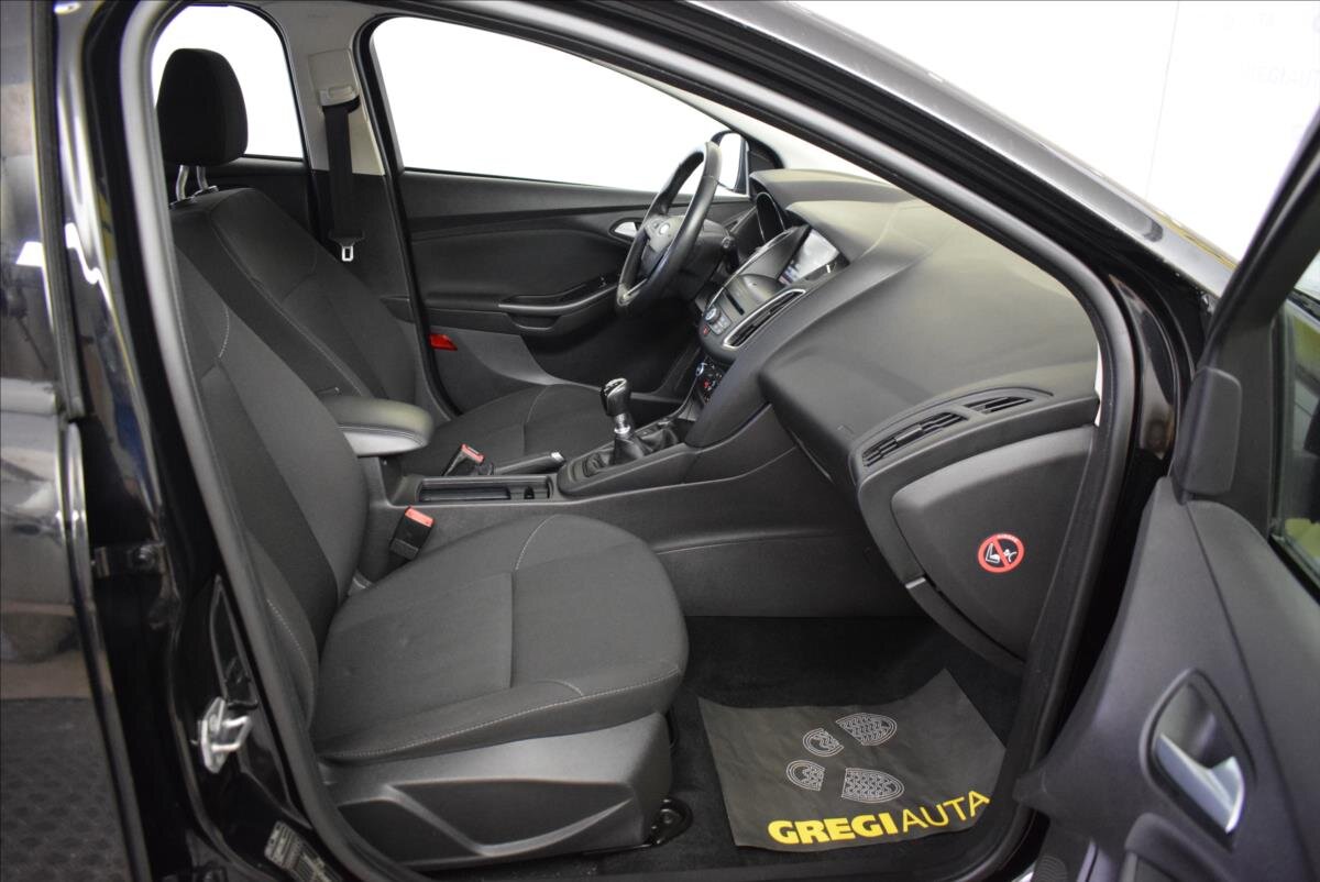 Ford Focus Kombi 999,0 92 kw