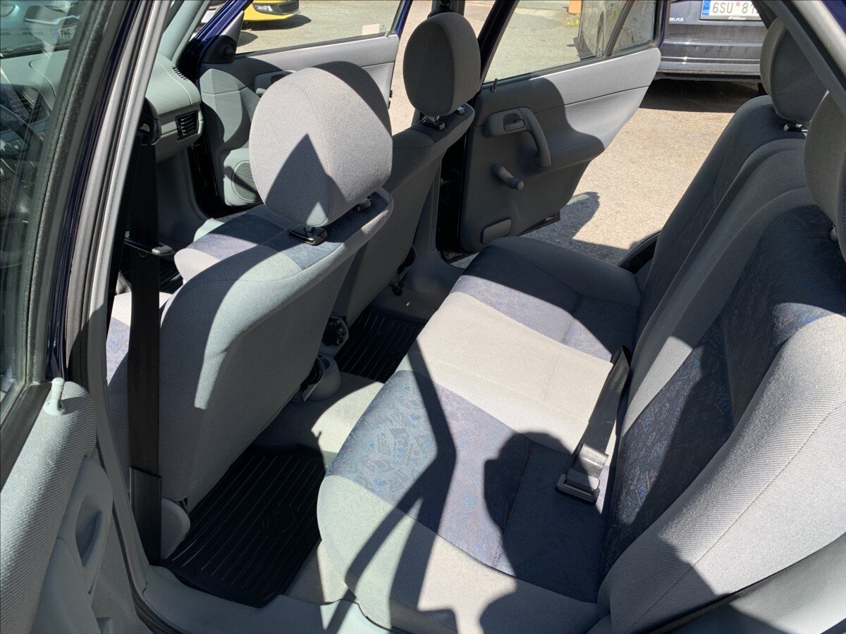 Škoda Felicia Hatchback 1,3 l 50 kw