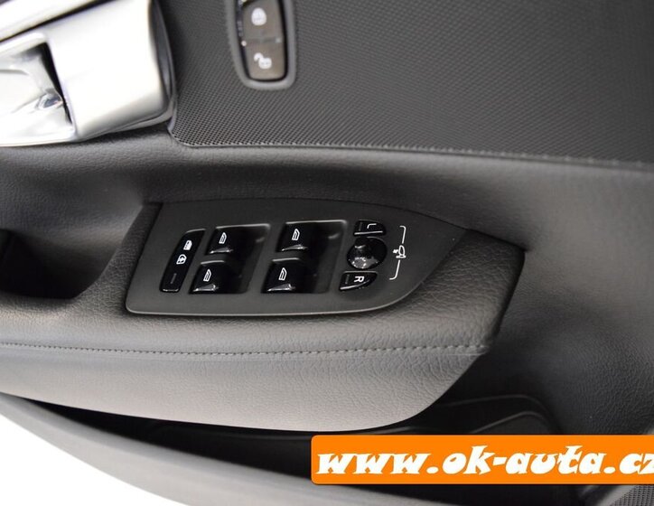 Volvo V90 Kombi 2,0 l 140 kw