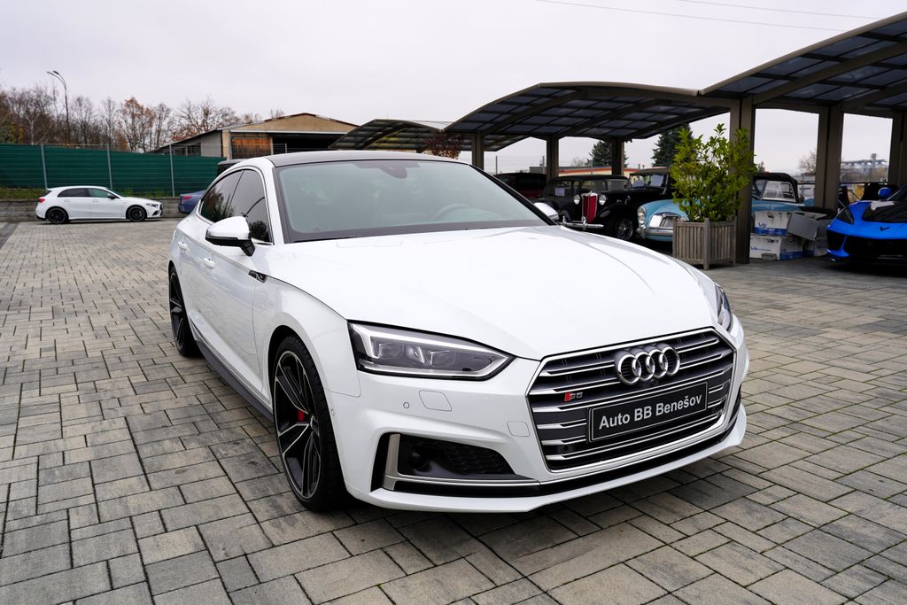 Audi S5