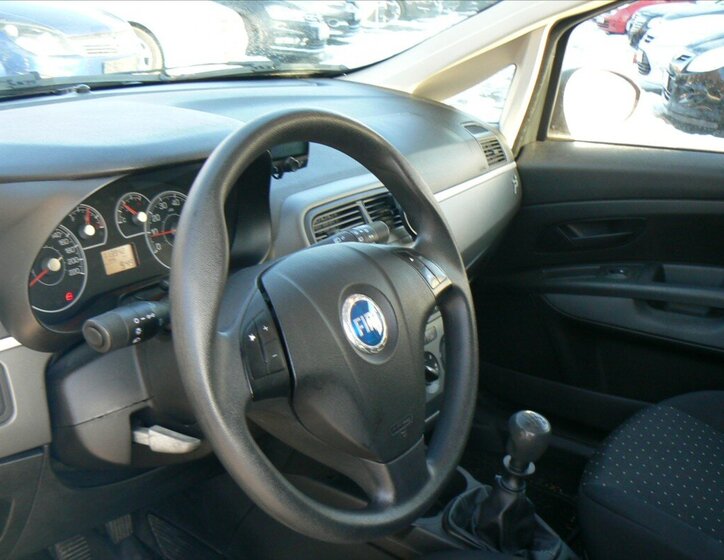 Fiat Punto Hatchback 1,4 l 57 kw