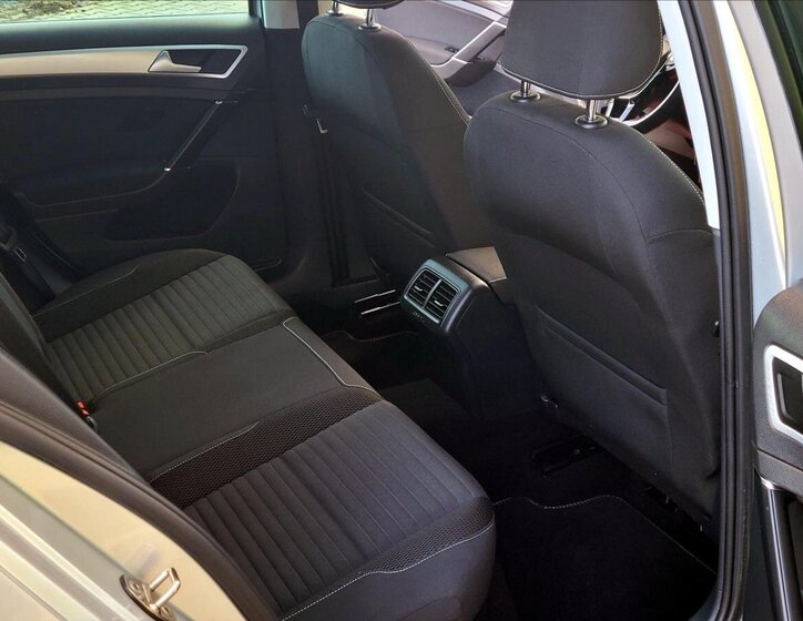 Volkswagen Golf Kombi 1,4 l 90 kw