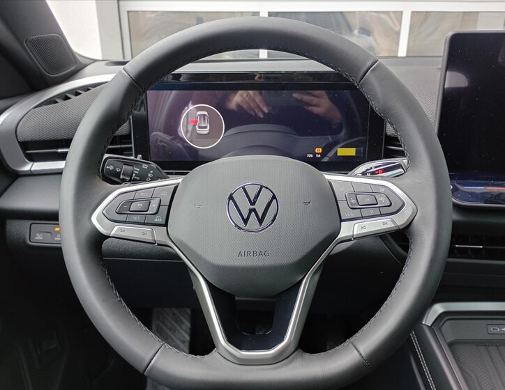 Volkswagen T-Roc SUV / Terénní 1,5 l 110 kw