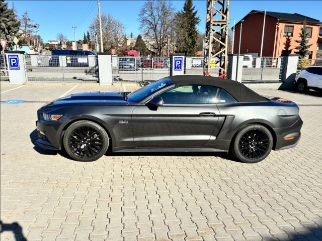 Ford Mustang Kabriolet 5,0 l 310 kw