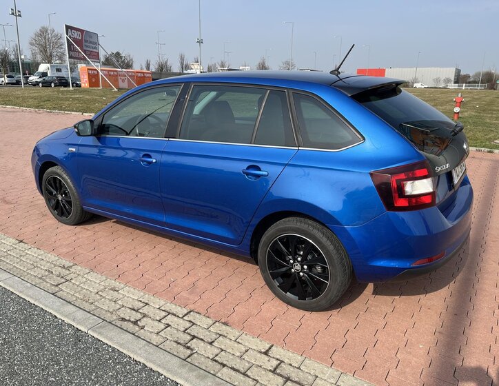 Škoda Rapid Hatchback 999,0 70 kw
