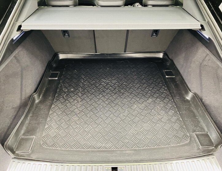 Audi e-tron SUV 0,0 370 kw