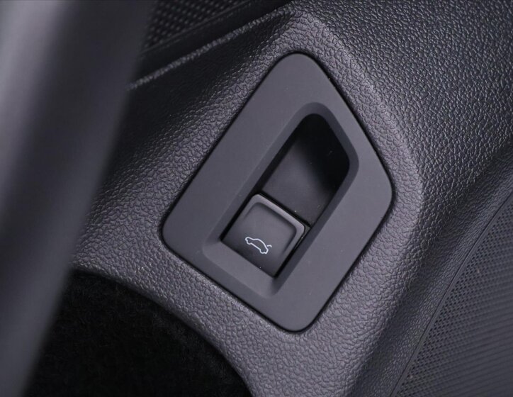 Volkswagen Passat Kombi 2,0 l 140 kw