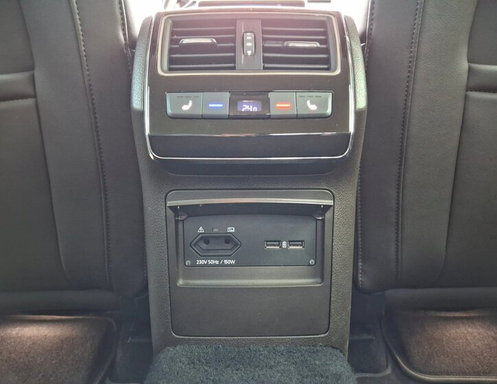 Škoda Superb Sedan / Limuzína 2,0 l 140 kw