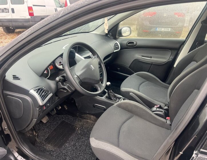 Peugeot 206 Hatchback 1,4 l 54 kw