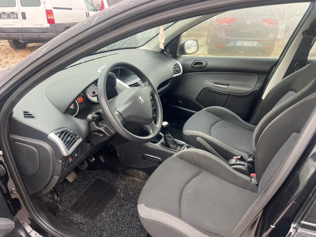 Peugeot 206 Hatchback 1,4 l 54 kw