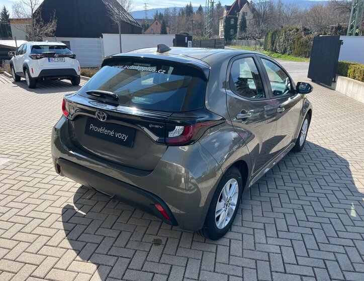 Toyota Yaris Hatchback 1,5 l 68 kw