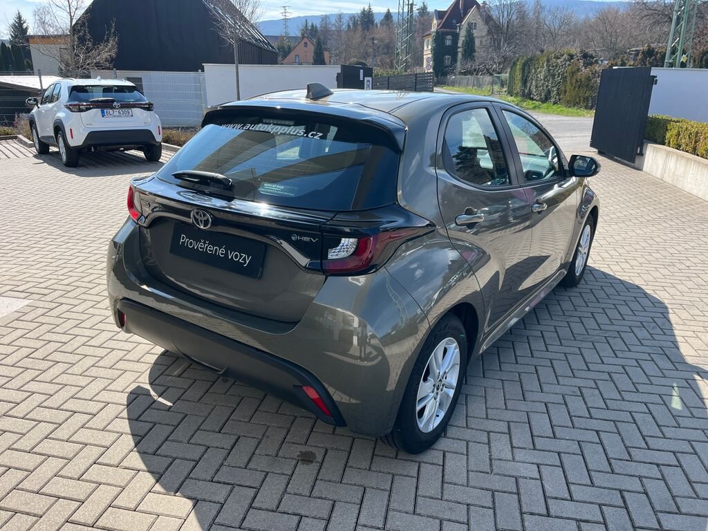 Toyota Yaris Hatchback 1,5 l 68 kw