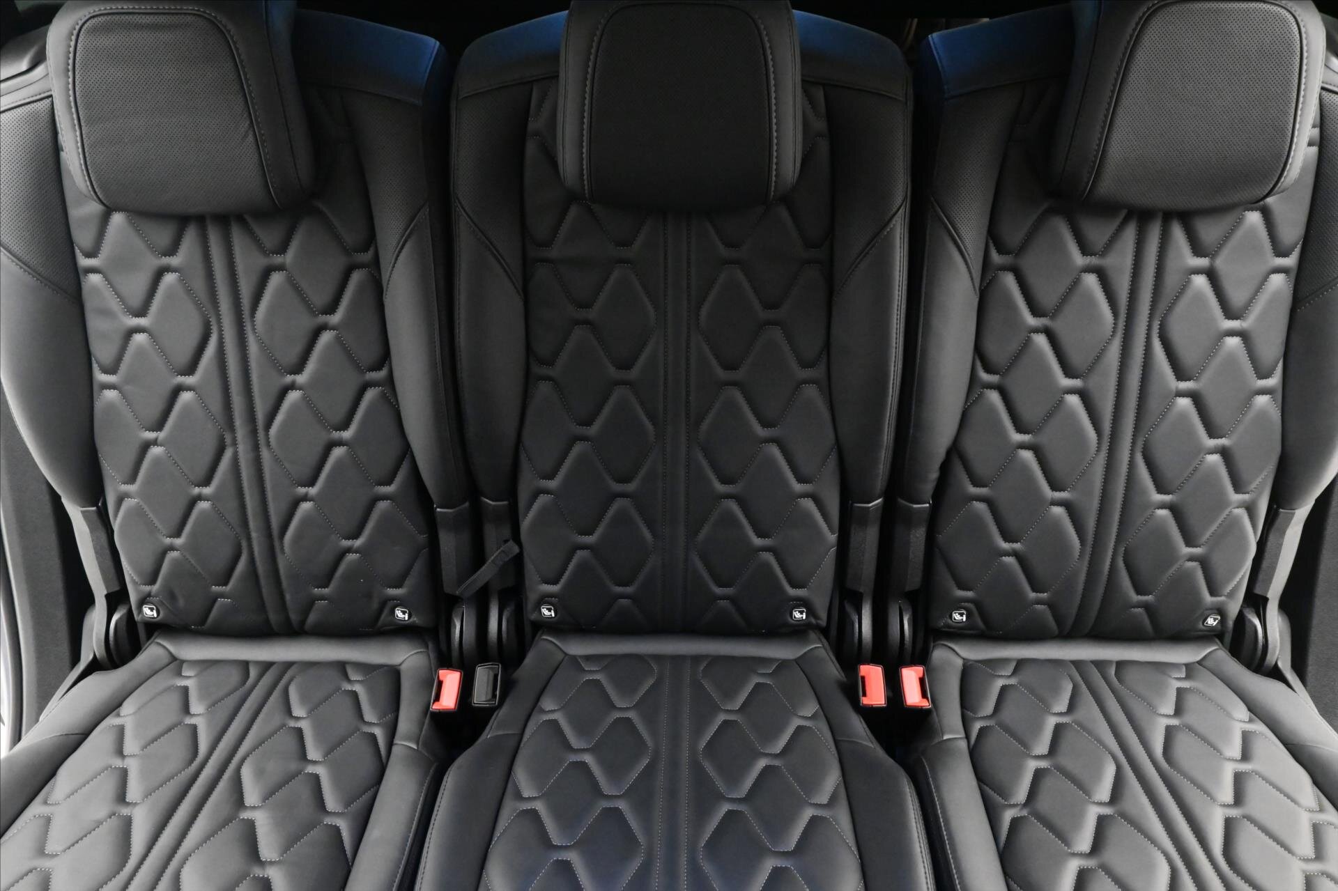 Peugeot 5008 SUV / Terénní 1,5 l 96 kw