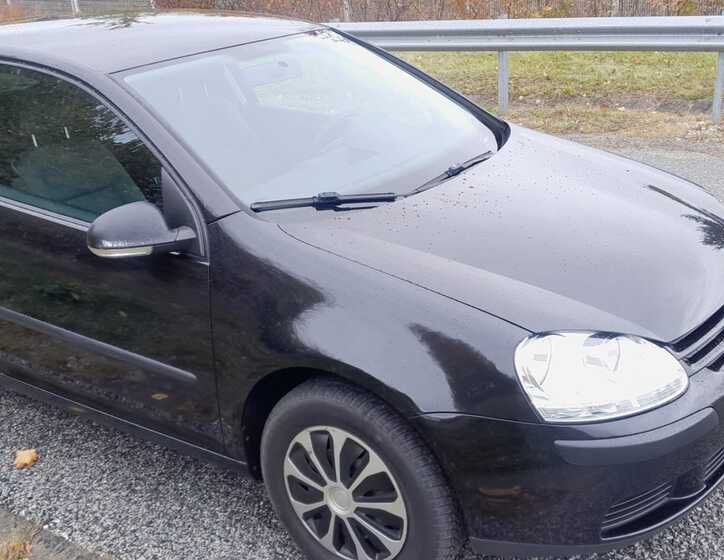Volkswagen Golf 1
