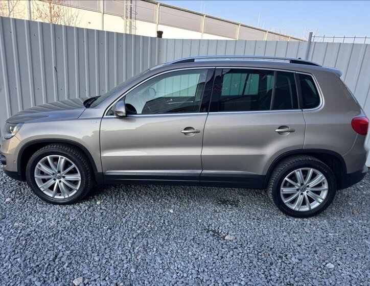 Volkswagen Tiguan SUV / Terénní 2,0 l 81 kw