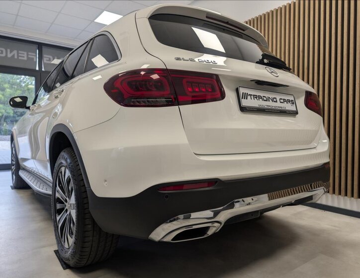 Mercedes-Benz GLC SUV 2,0 l 145 kw