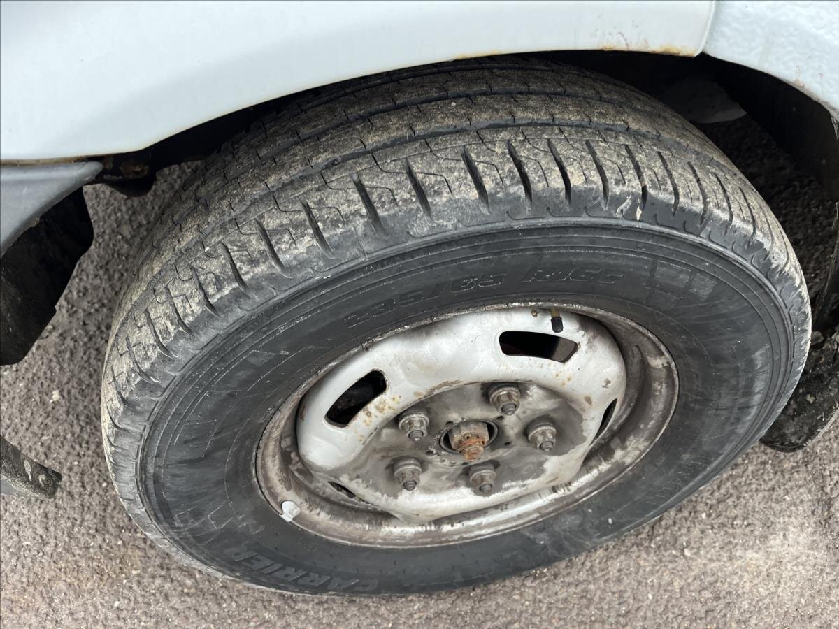 Ford Transit Skříň 2,2 l 74 kw