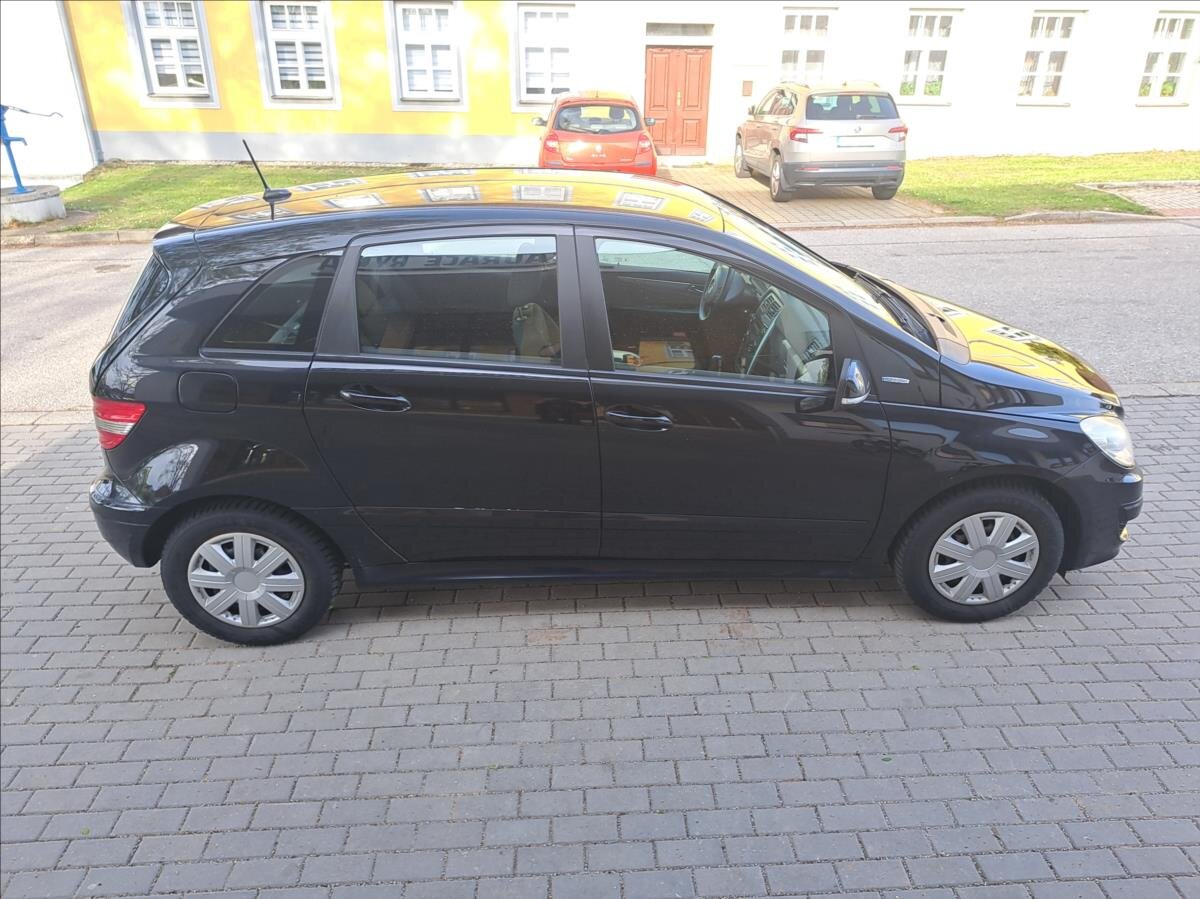 Mercedes-Benz Třídy B MPV 1,7 l 85 kw