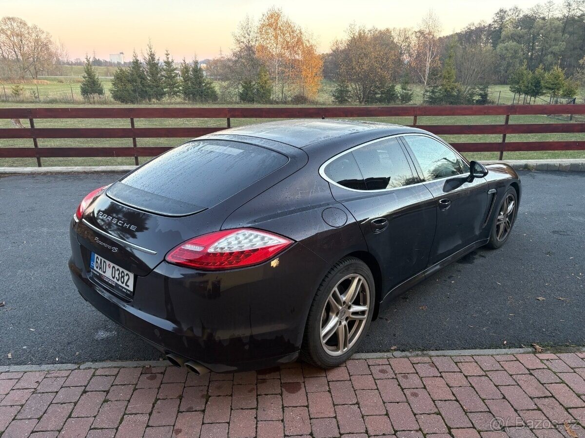 Porsche Panamera Sedan 0,0 294 kw
