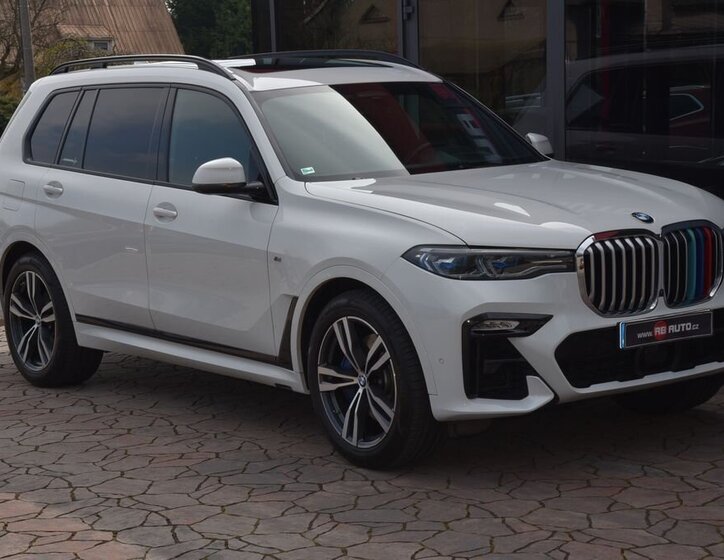 BMW X7 SUV / Terénní 3,0 l 195 kw