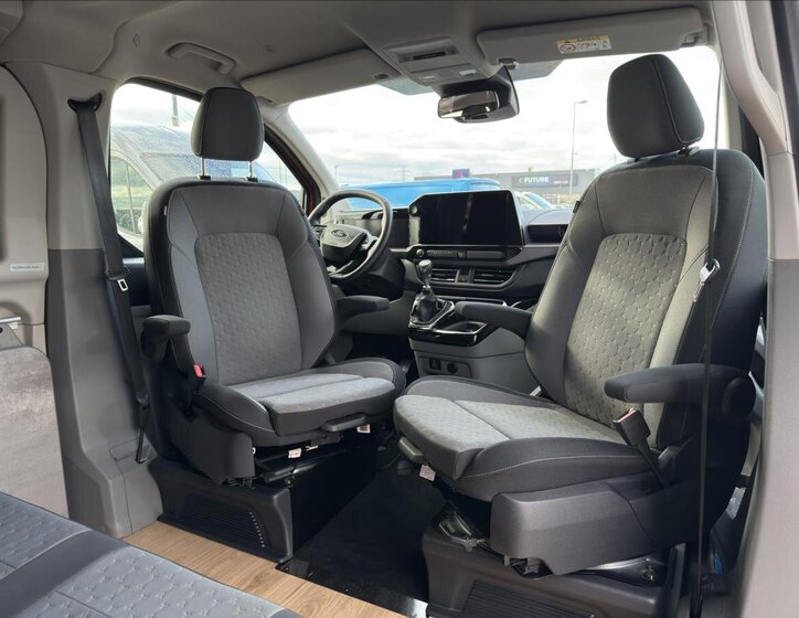 Ford Transit Custom 22