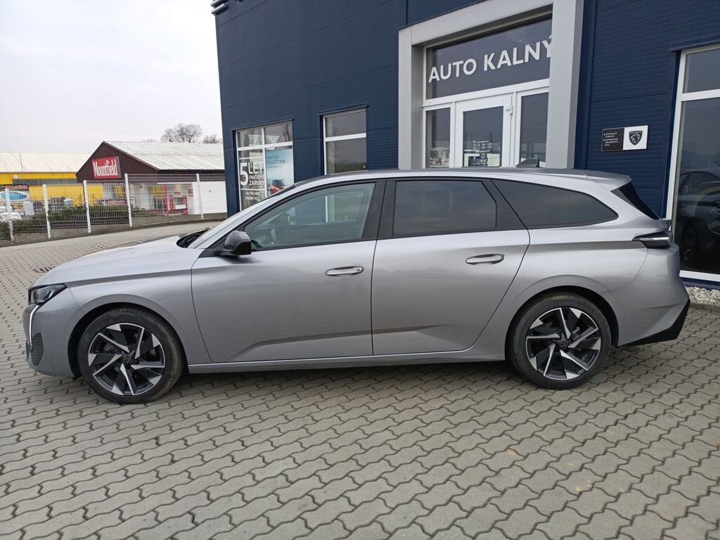 Peugeot 308 Kombi 1,2 l 96 kw
