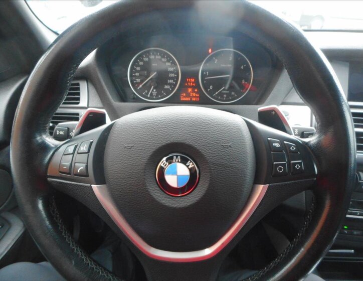 BMW X5 SUV / Terénní 3,0 l 180 kw