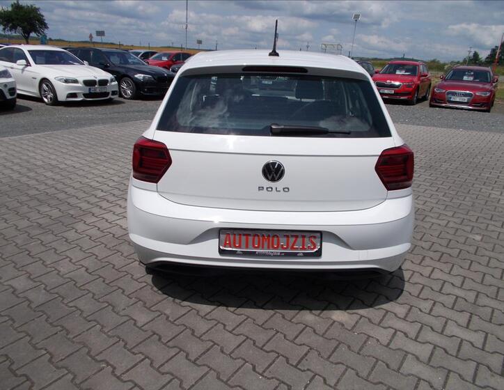 Volkswagen Polo 9