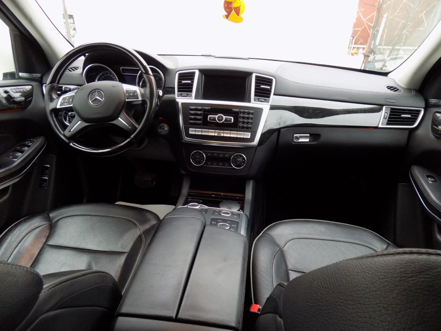 Mercedes-Benz GL SUV 4,7 l 320 kw