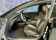 Tesla Model 3 Sedan 0,0 341 kw