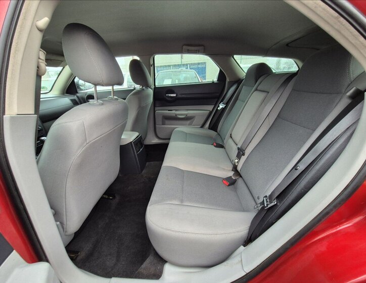 Dodge Magnum Kombi 2,7 l 142 kw