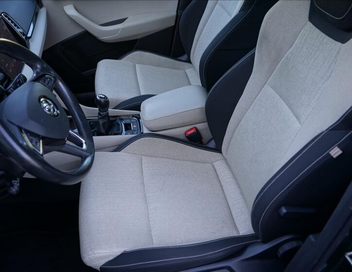 Škoda Karoq SUV / Terénní 2,0 l 110 kw